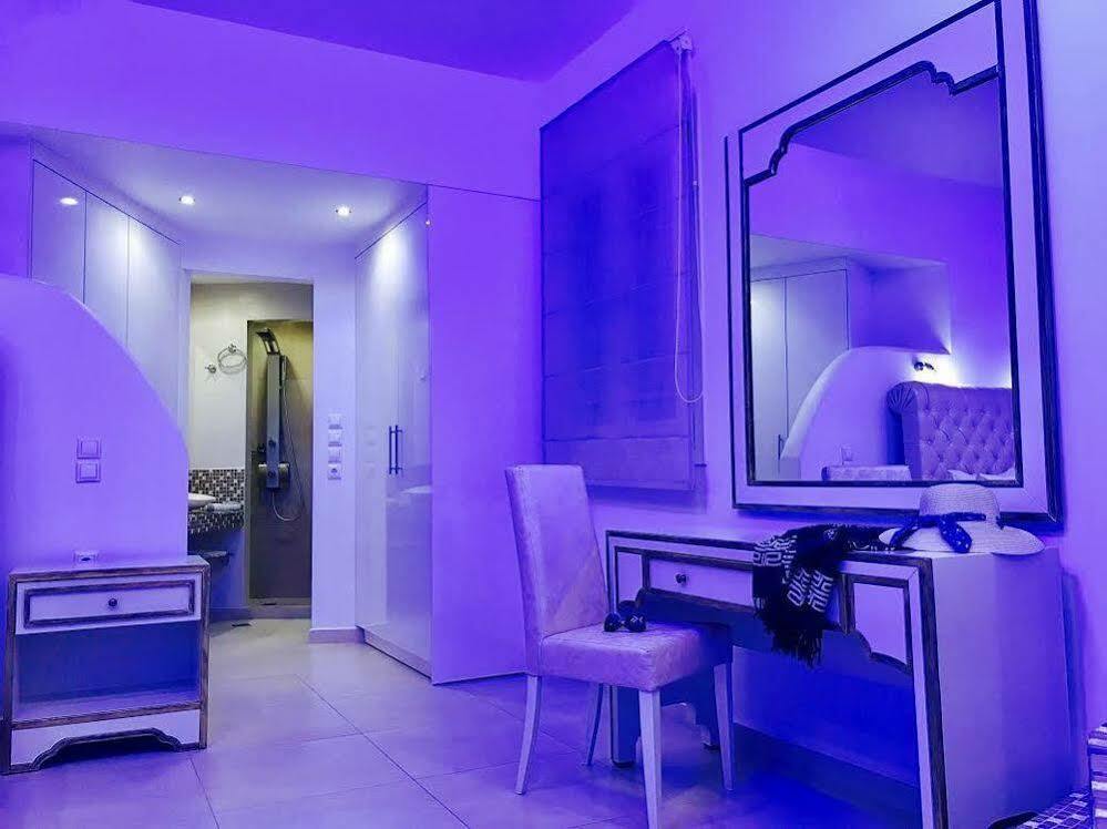 Queen Boutique Suites Mykonos Town Exterior photo