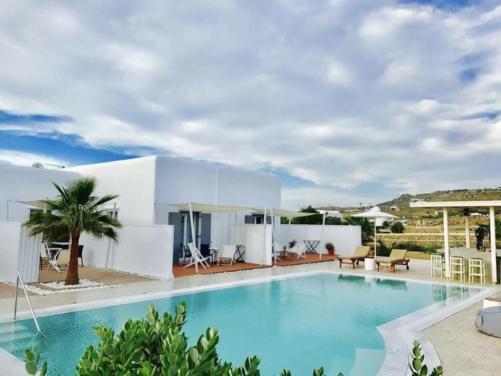 Queen Boutique Suites Mykonos Town Exterior photo